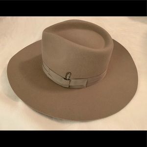 NWT Women’s Felt Hat